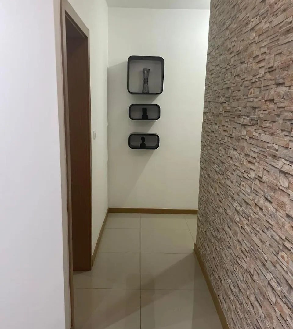 Meraki'S Apartment Praia 0*,